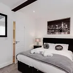 Duke Street Apart Hotel