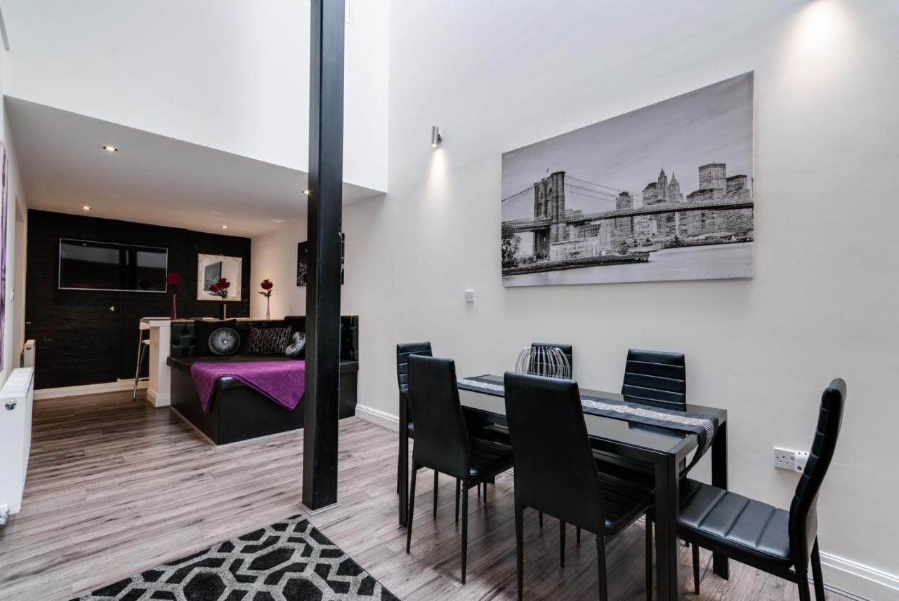 Aparthotel Duke Street 4*