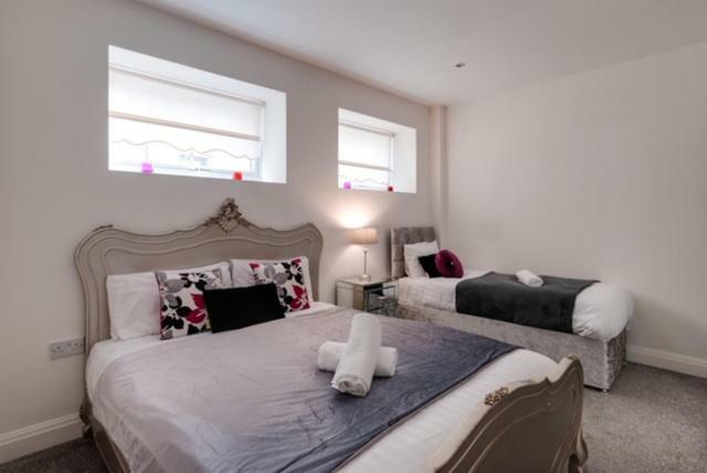 Duke Street Aparthotel 4*