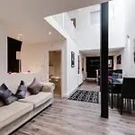 Duke Street Apart Hotel